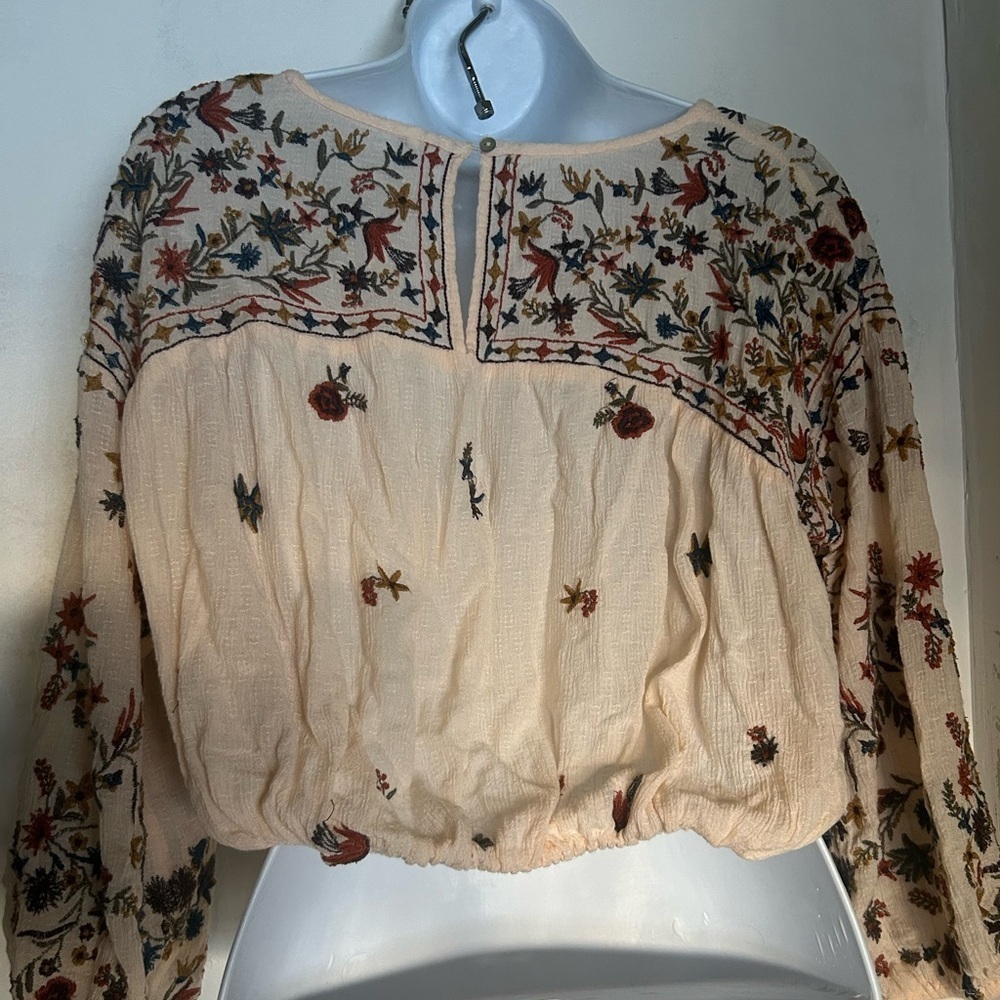 Free People Size XS Wild Flowers Blouse Embroidered Cream Long Sleeve Cropped - Picture 7 of 11